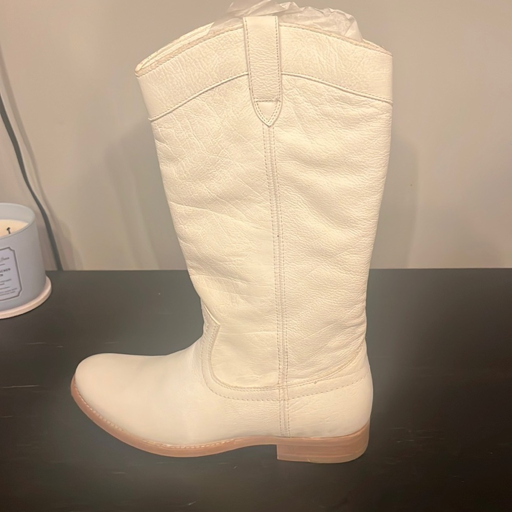 White womens frye boots